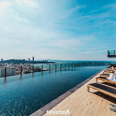 Favstay - The Base Central Патая Екстериор снимка