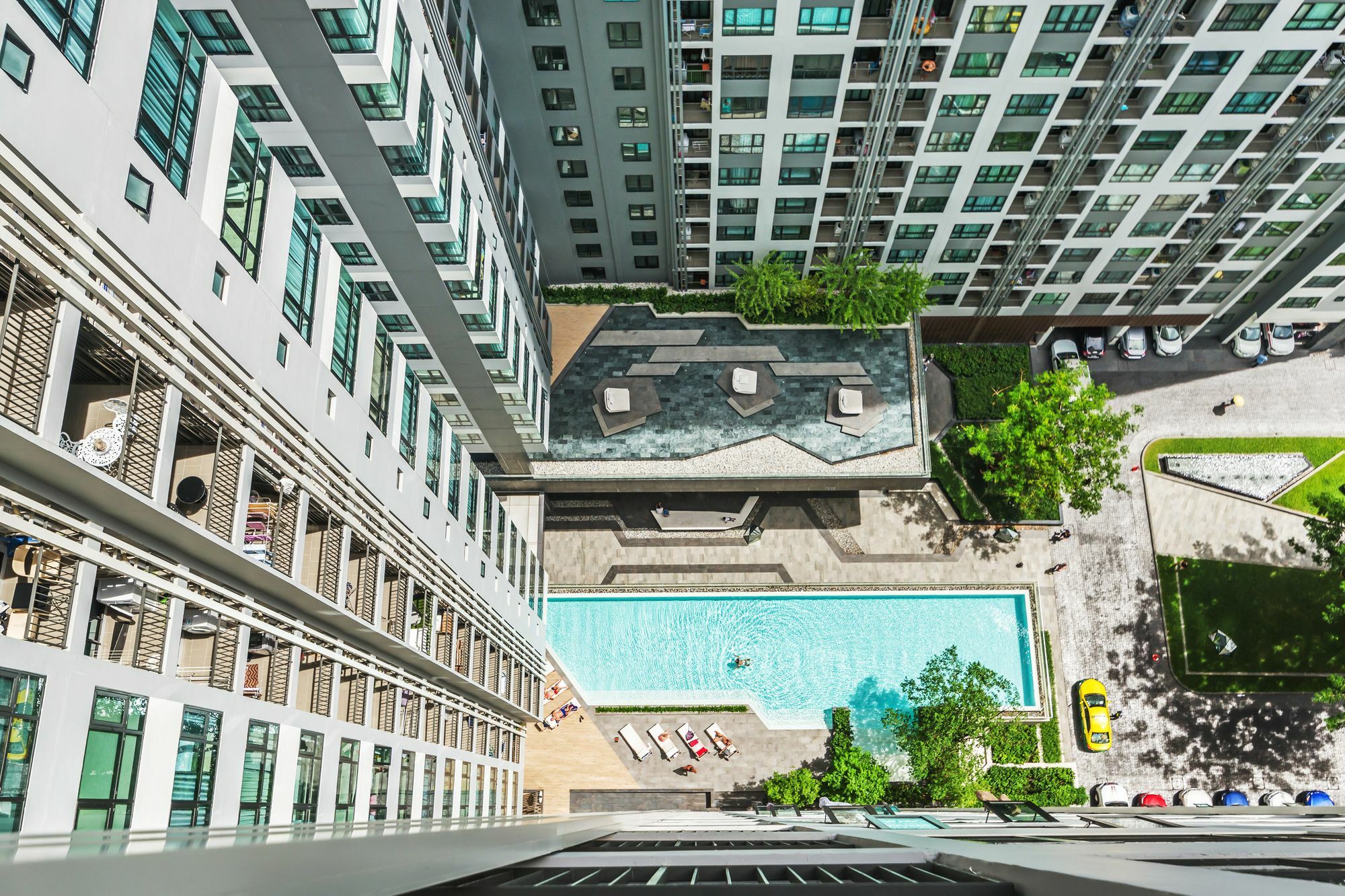 Favstay - The Base Central Патая Екстериор снимка