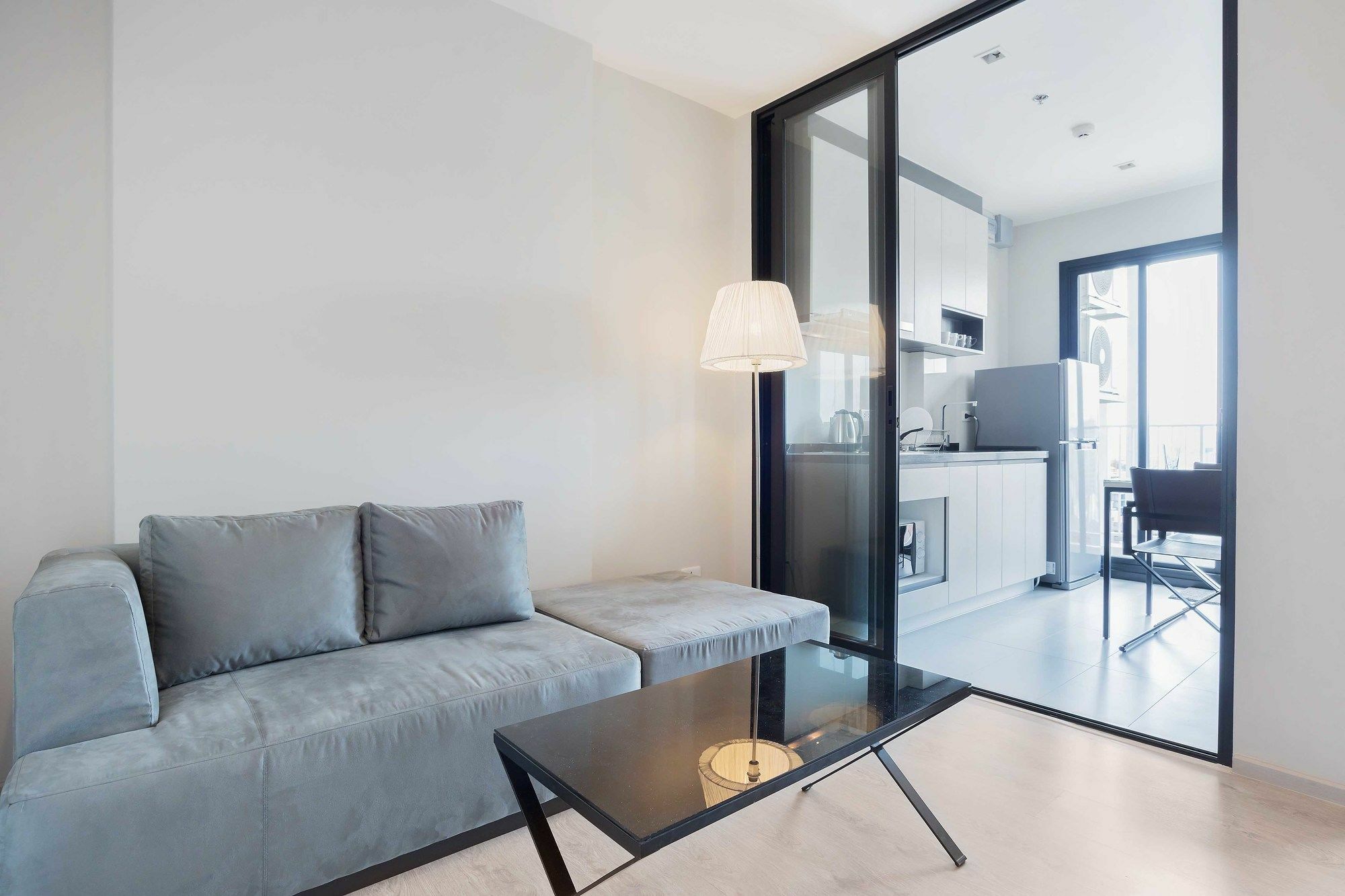 Favstay - The Base Central Патая Екстериор снимка